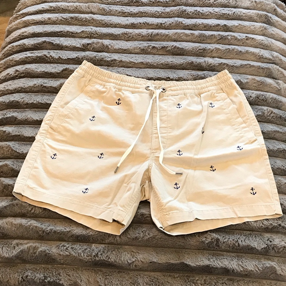 Polo Ralph Lauren Cream shorts with Anchor Design
